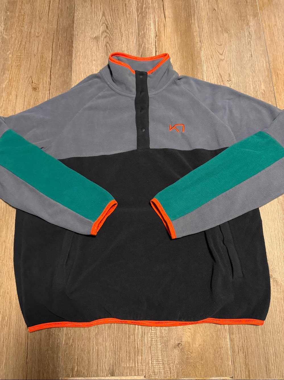 Kari Traa Colorblock Lightweight Fleece Pullover